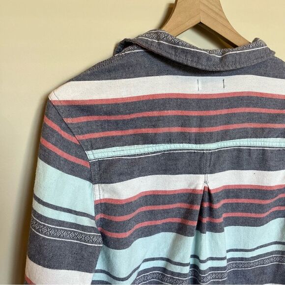 BDG, Urban Outfitters Sriped Flannel - Picture 8 of 11